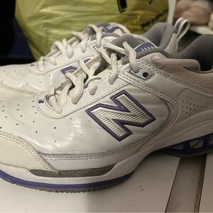 New Balance White and Lavender Athletic Shoes